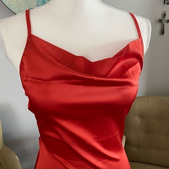 RED silk dress with criss cross back - Picture 4 of 8